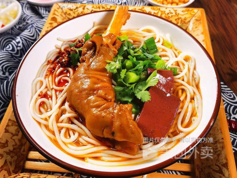 小羊下山汤锅羊肉粉