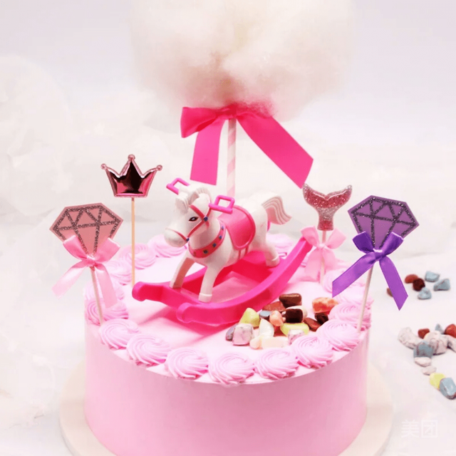 新鲜水果蛋糕菠萝包推荐菜:玛丽亚maria位于韶关市曲江区马坝镇府前