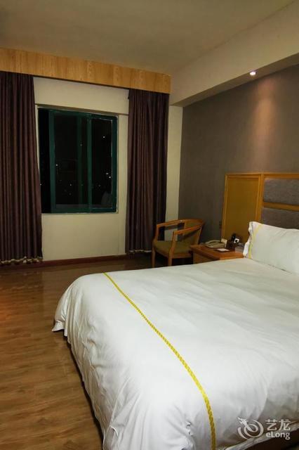 广怡酒店茂名官山三路店