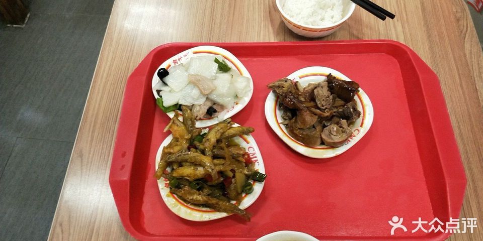 在哪里,在哪儿):金华市义乌市杨村路与八角井路交汇处附近南匆忙客