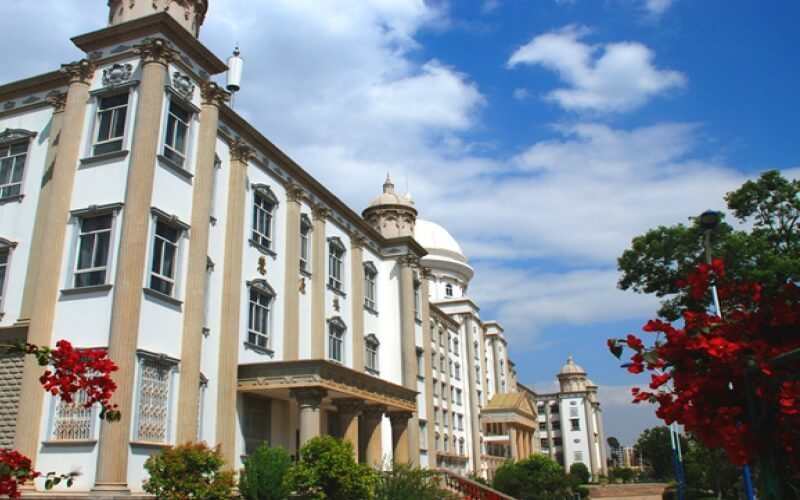 雲南師範大學商學院(海源校區)