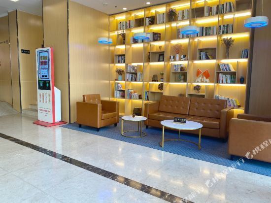 星程酒店杭州临安万华广场店