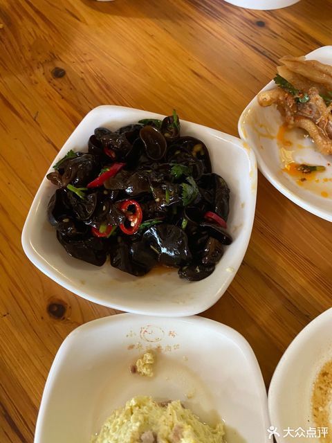 市漳浦县绥安镇龙湖路东晖公寓 标签:餐饮其他中餐中餐餐厅快餐餐馆