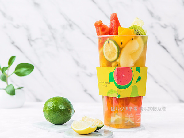 招牌金凤梨水果茶图片