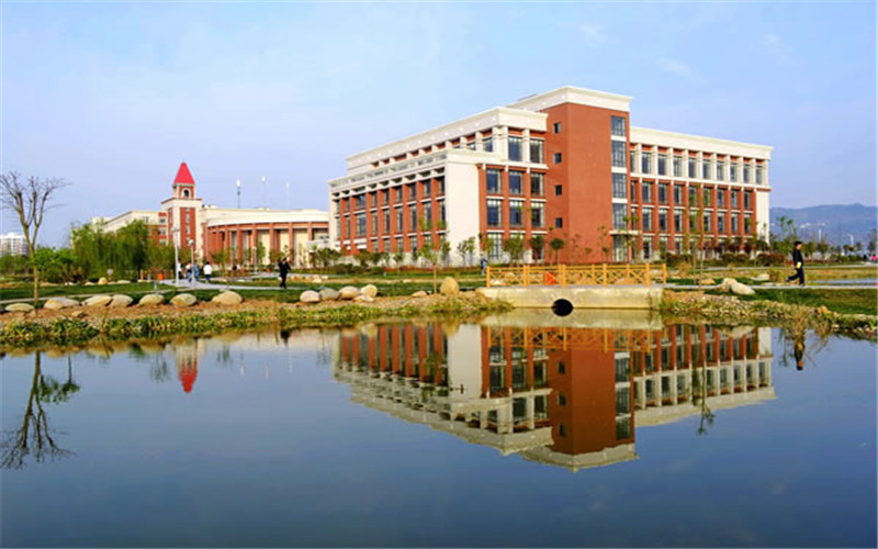 成都航空职业技术学院(龙泉校区)
