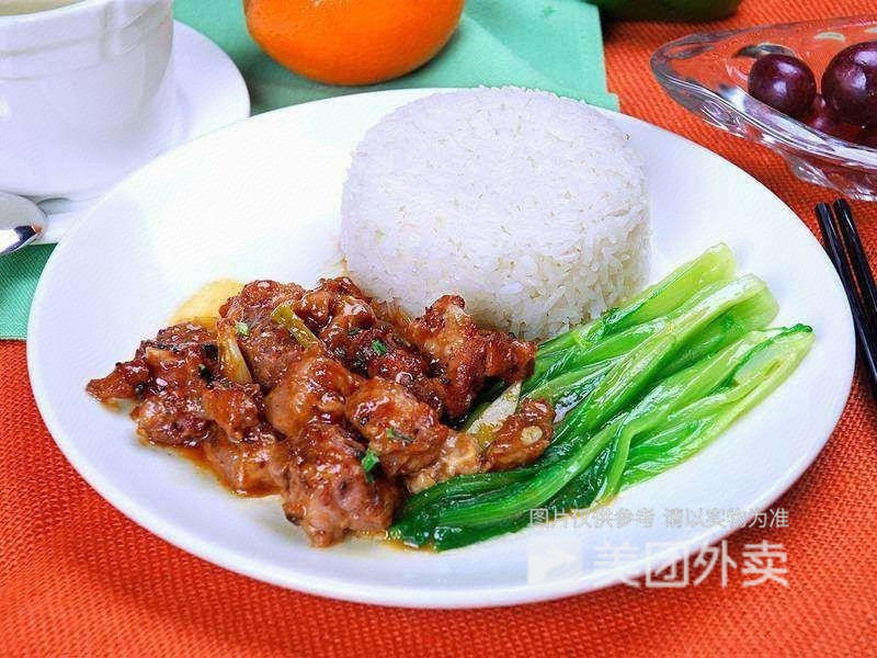 红烧排骨拌饭图片