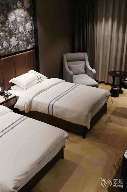 精河领御国际精品酒店