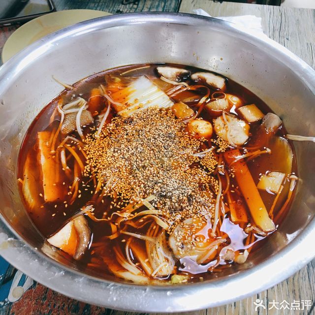 川香佬麻辣烫和平路聚金店