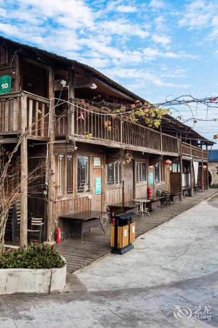 庐山西海渔村岛屿酒店