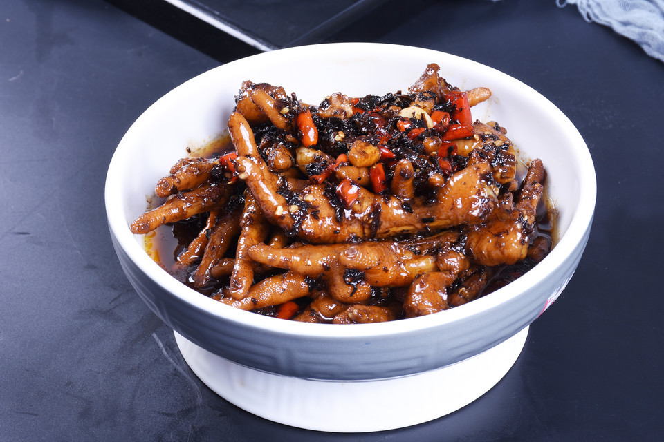 食代海鲈鱼北京烤鸭推荐菜:七号食代(青年店)位于新余市渝水区青年路