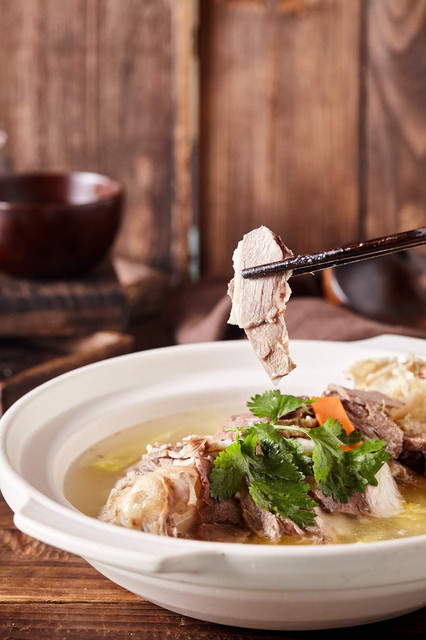 清汤羊肉锅图片