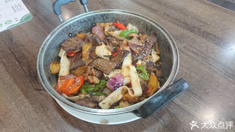 坑鍋牛肉圖片