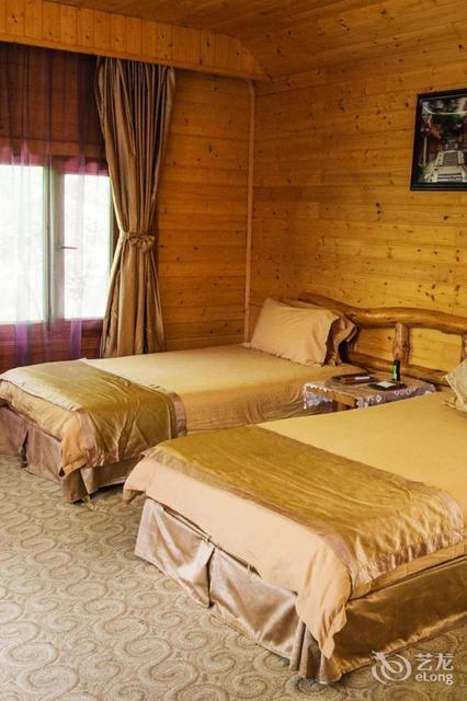 南阳市 住宿服务 酒店 > 老界岭避暑山庄酒店 高档型酒店;星级酒店