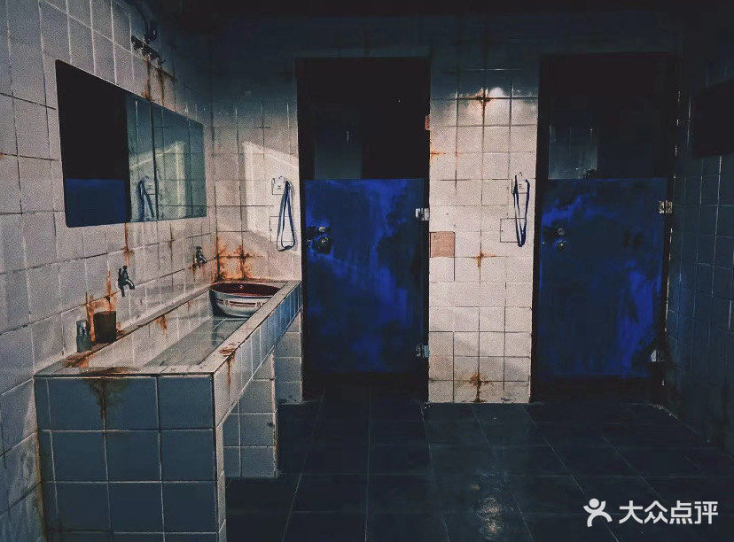 无间密室图片