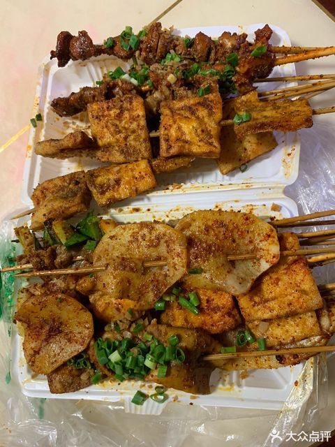 火娃烧烤凉水井路店