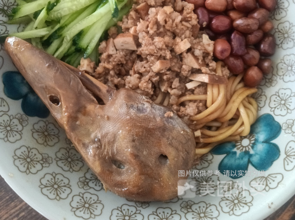 油泼鸭头面图片