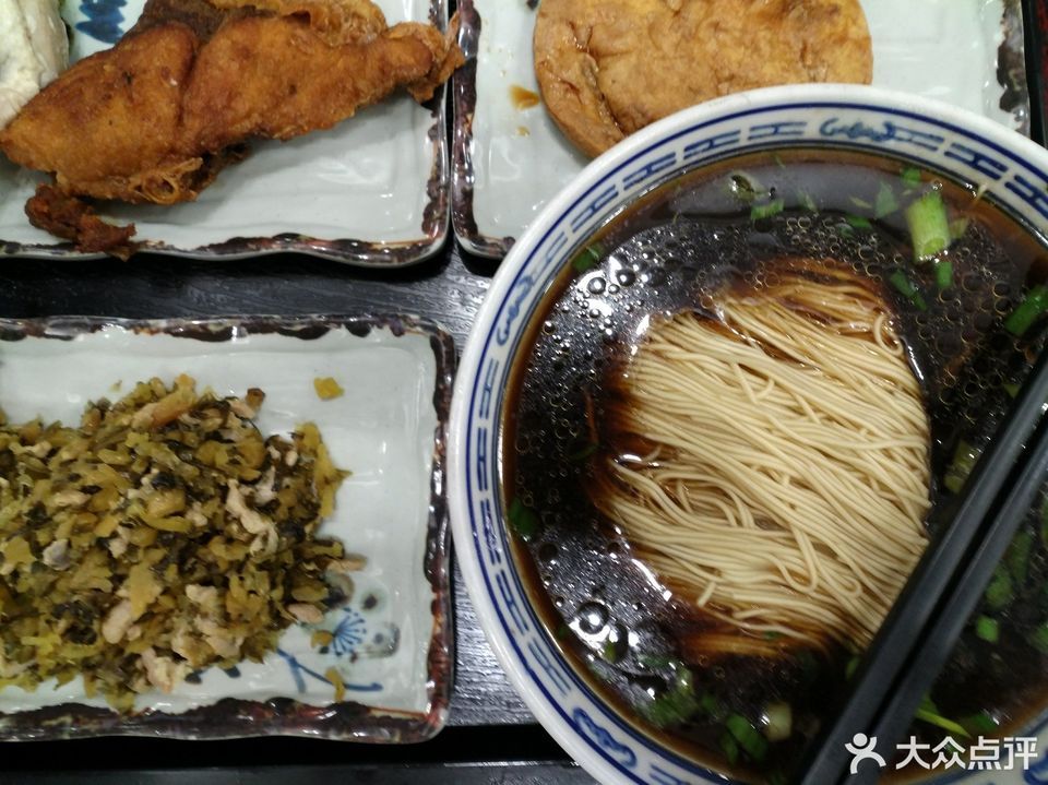 推荐菜:昆山奥灶面(胜浦店)位于江苏省苏州市苏州工业园区新江路68号