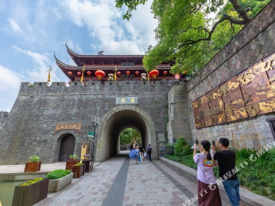 杭州近鼓楼南宋御街河坊街独立两居室公寓图片