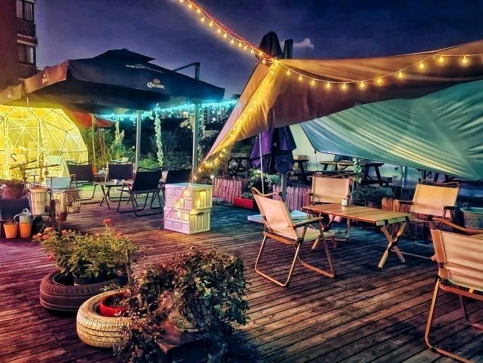 亚卡夏屋顶花园咖啡图片