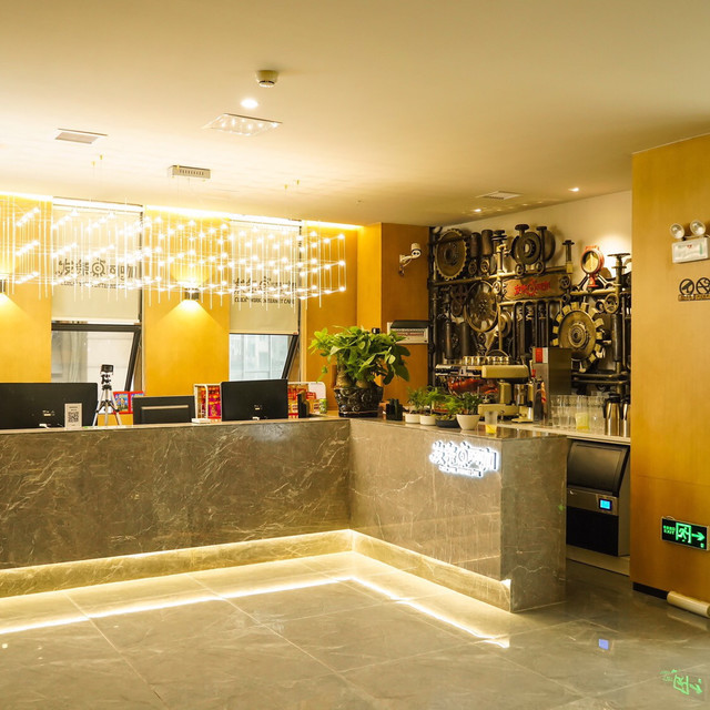              发条网咖(东风路店)