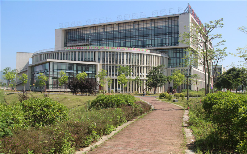 广西科技师范学院(来宾校区)