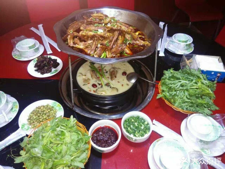 汤锅干锅同吃图片