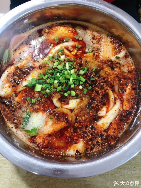 贺氏麻辣手擀粉东大街店