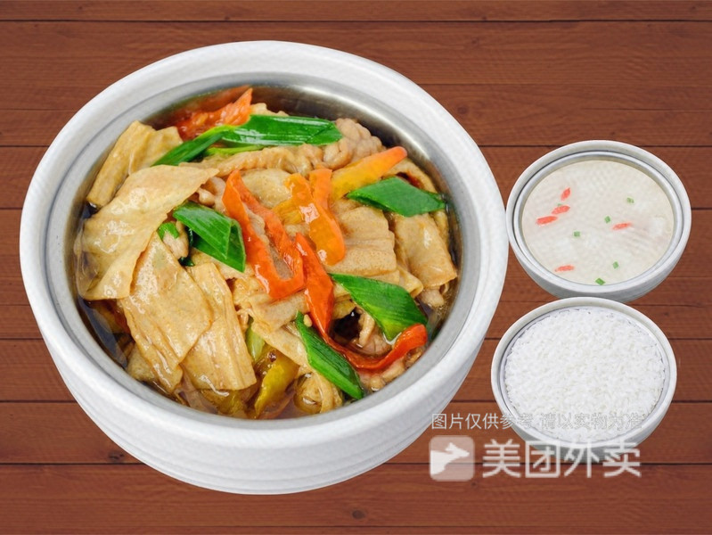 腐竹肉片煲仔饭图片