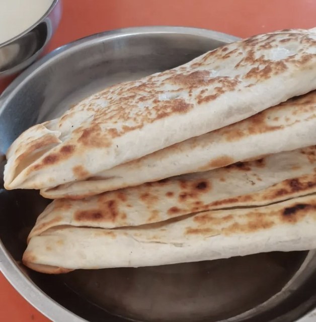 推荐菜:李家鲜肉火烧店位于临沂市蒙阴县兴蒙路423号