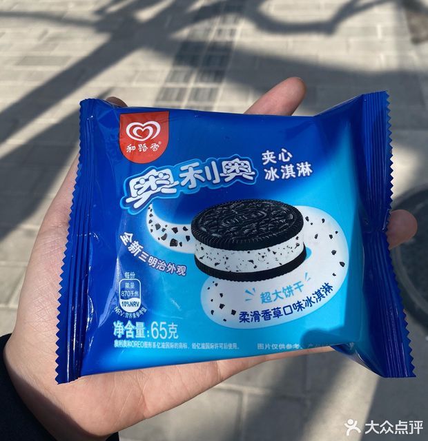 奥利奥冰淇淋夹心抹茶味图片