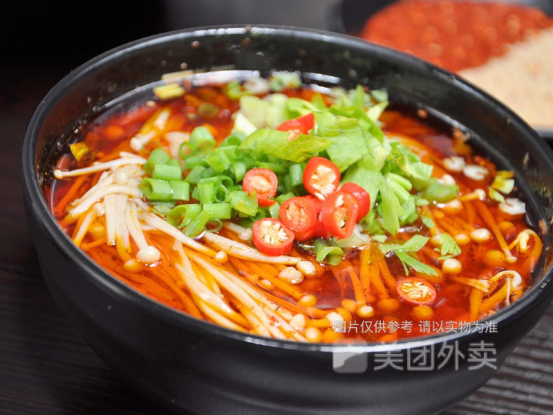 金针菇酸辣粉图片
