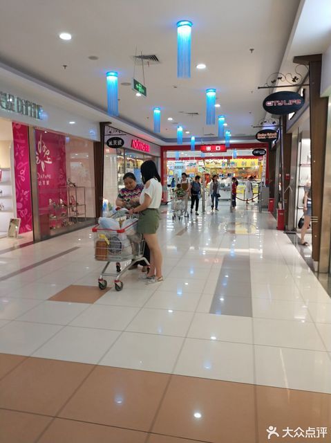 苏州东环路大润发