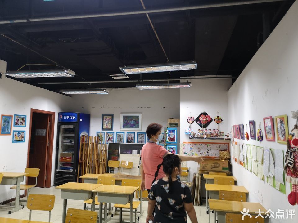 西城区光明美术培训学校图片