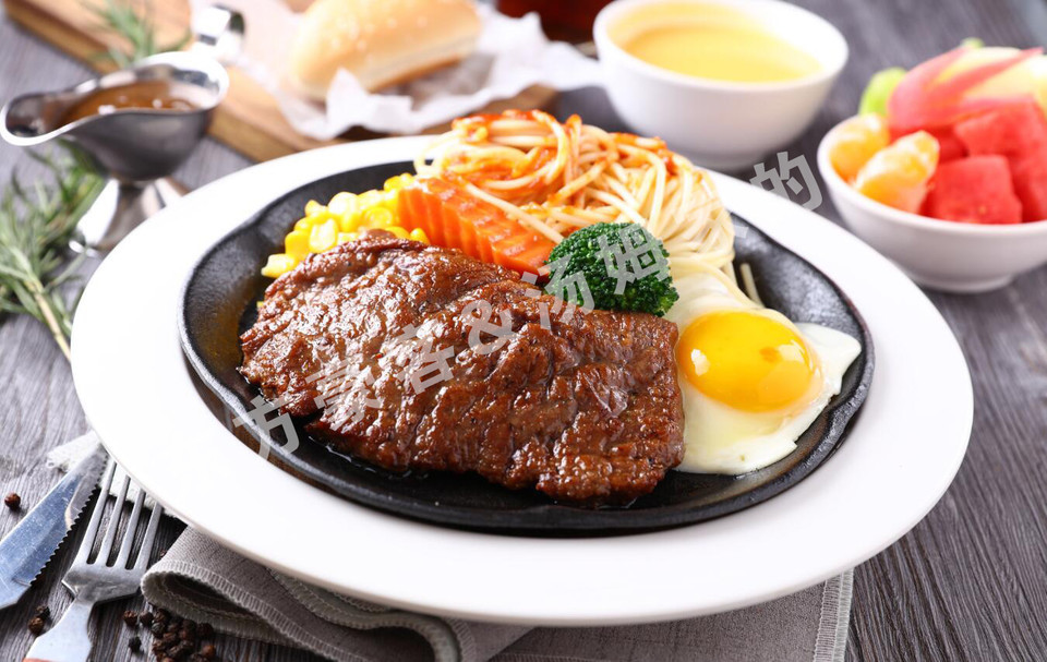 金奖果木烟熏肉眼牛排套餐图片