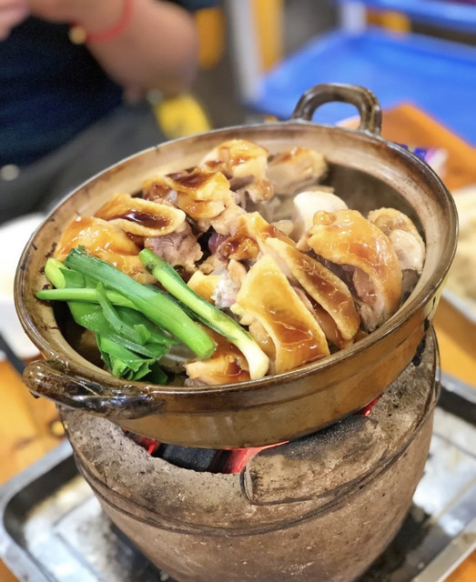 潮膳天桥底鸡煲