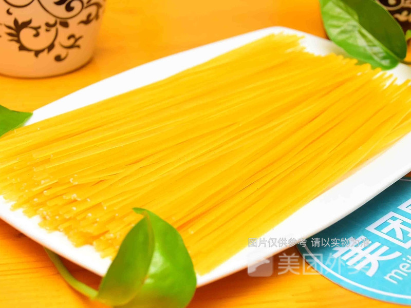 东北大碗麻辣烫草场地