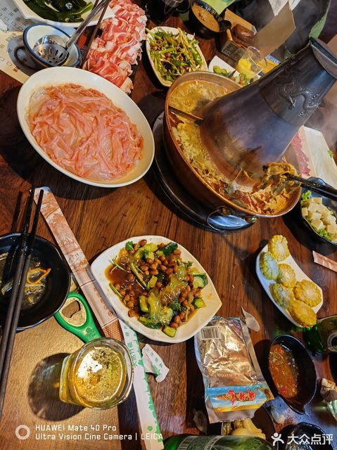 围炉夜话漫火锅(泉水店)