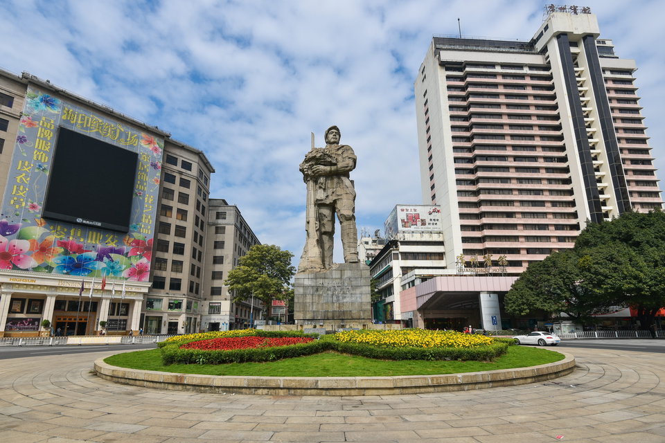 海珠镇泰实验小学