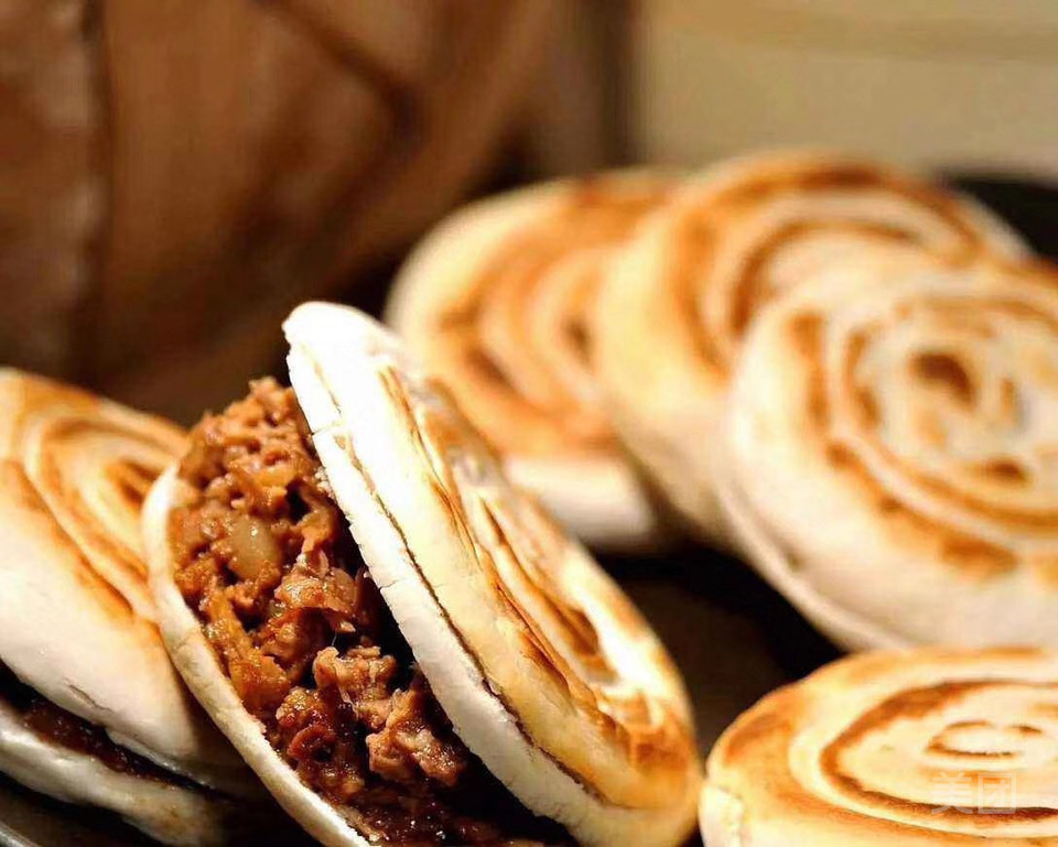 腊汁肉夹馍图片