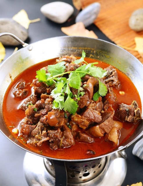 西夏牧羊人鲜炖羊肉