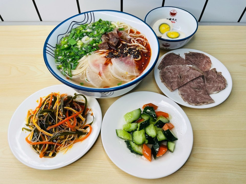 一碗牛大传统牛肉面