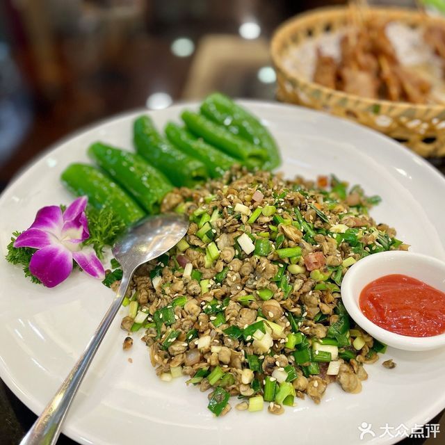 蚬肉生菜包图片