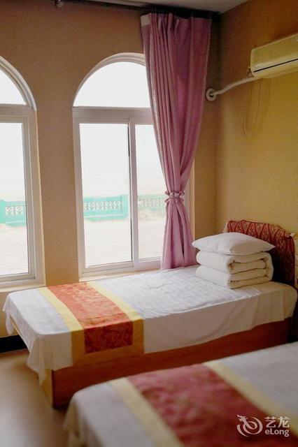 佰聚园海景宾馆位于唐山市乐亭县海滨路浅水湾浴场内推荐菜:分类:住宿