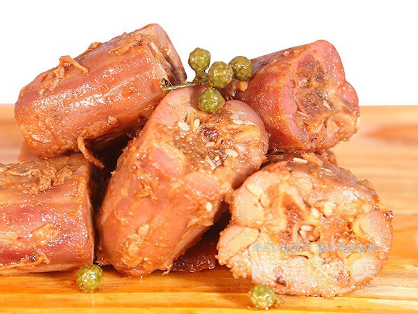 绝味鸭脖布龙路店