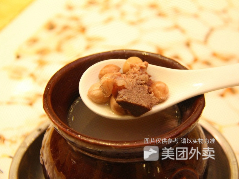 花生排骨汤图片