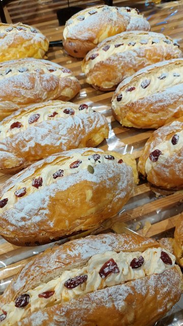 餐饮服务 甜品店 > 圣安娜(千诚店)推荐菜:分类:甜品店;糕饼店;面包店