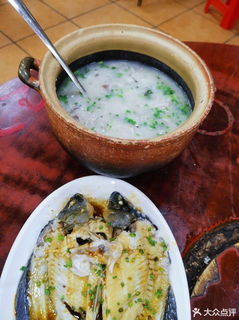 光记山泉水鲫鱼粥