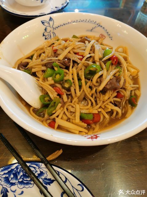 深圳市 餐饮服务 餐馆 > 井冈人家(沙江路店)春笋炒肉 分类:餐馆;餐饮