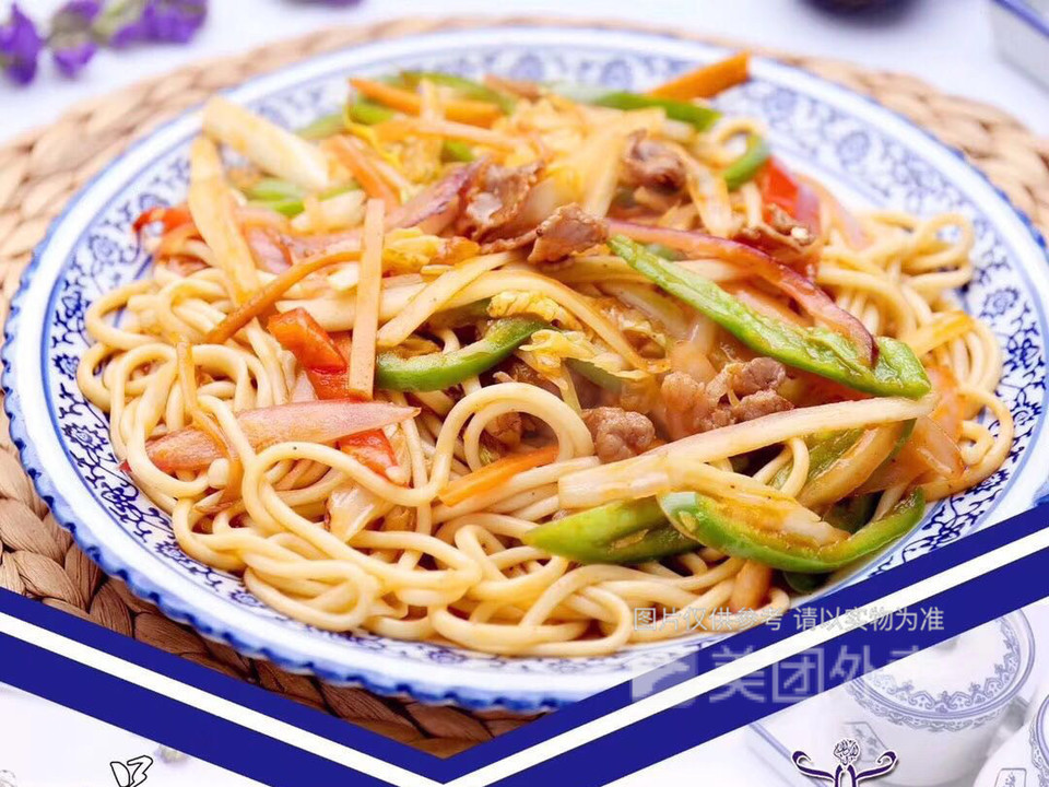 鸡蛋炒刀削面图片
