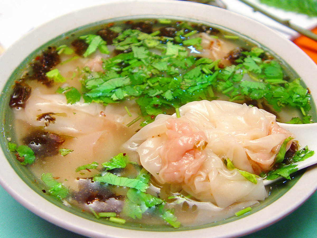 正宗福建千里香馄饨王区府路店